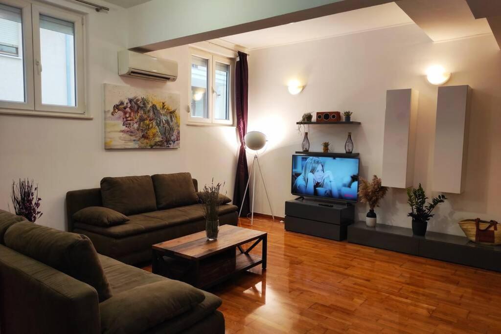 Spacious Apartment Near City Center And The Beach Split Exterior foto